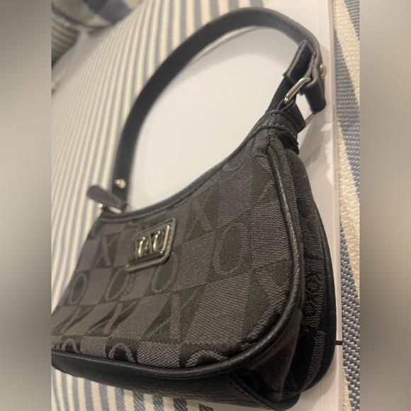 XOXO Black Shoulder Bag with Monogram Pattern - Picture 3 of 4